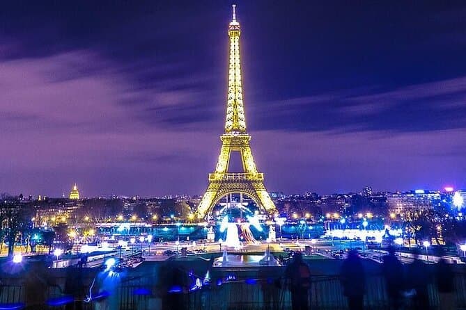 “City of Lights” Париж